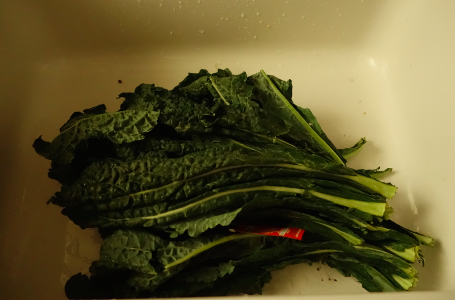 Wash and chop the kale.